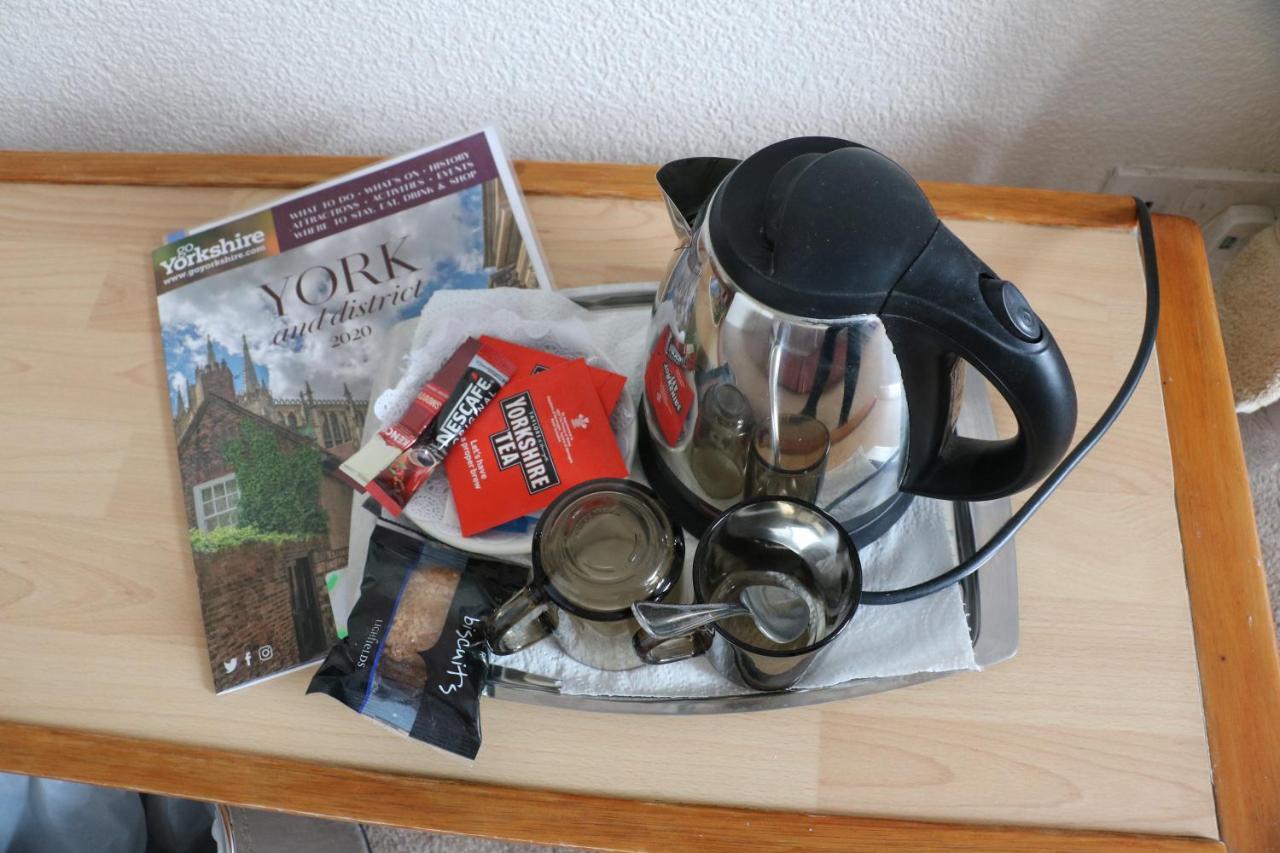 Greenside Guesthouse York Eksteriør billede